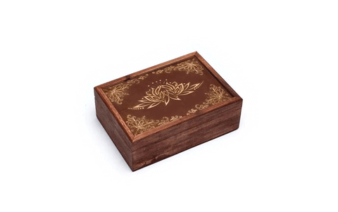 Kaste Lotoss, koks, 17.5 x 13 x 6.5 cm