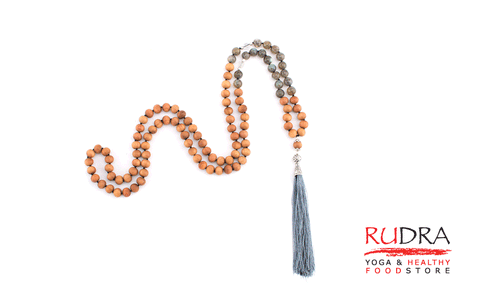 Mala 108 ( labradorīts, kristāls, koks)